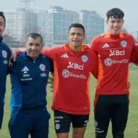 “Llevaba unos zapatos….”: Revelan el motivo del despido de querido utilero de la selección chilena