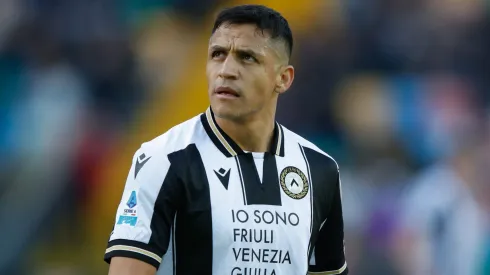 El DT de Udinese se la cantó clara a Alexis Sánchez previo al duelo con Napoli.