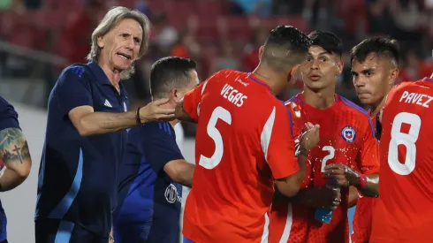 Ricardo Gareca le dejó claro a los jugadores del medio local que pueden estar en marzo.