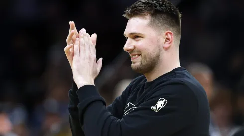El jugador de la NBA debutaría pronto con su nuevo equipo.
