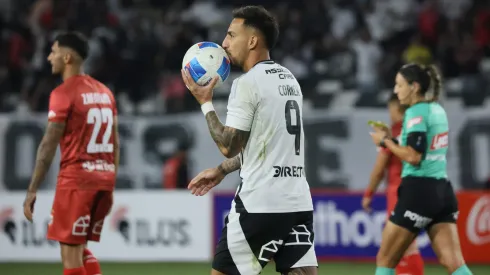 Correa se robó la película en el Monumental.