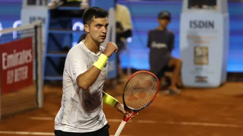 Barrios sigue en carrera para llegar al cuadro principal.