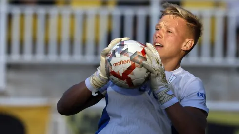 Vicho Bernedo tendrá una oportunidad por la lesión de Gillier.