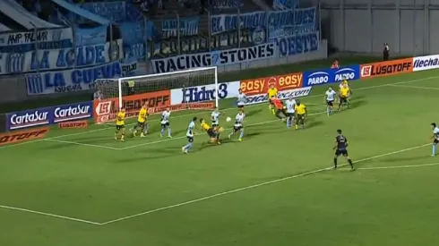 César Pérez marcó un golazo en Defensa y Justica por la Copa Argentina.