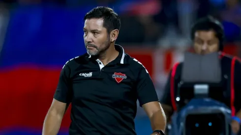 Pancho Arrué fue muy crítico con sus dirigidos tras la derrota en Uruguay.