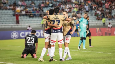 Cerro Porteño goleó a Monagas.