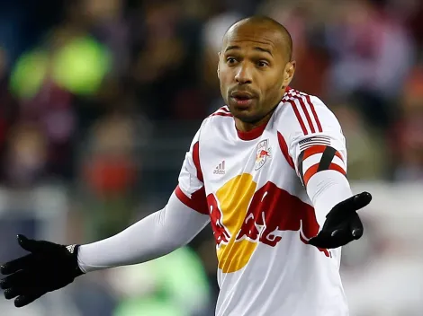 Chelo Morales recibe la bendición de Thierry Henry