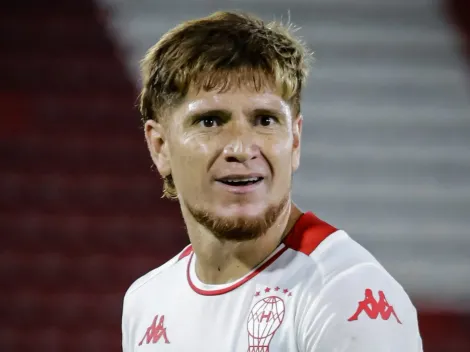 Es figura en Huracán: el récord que alcanzó Leo Gil en Argentina