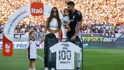 Emiliano Amor recibió un lindo homenaje en el Monumental