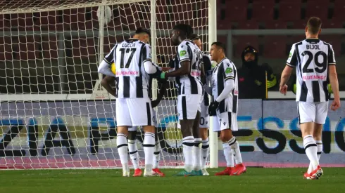 La polémica en el penal a favor de Udinese dio la vuelta al mundo, con Alexis Sánchez presente.