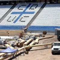 Revientan sin piedad a Universidad Católica por su nueva cancha: “Miserables”