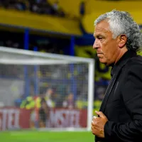 Hinchas cruzados hasta las masas con Tiago Nunes: piden a Néstor Pipo Gorosito