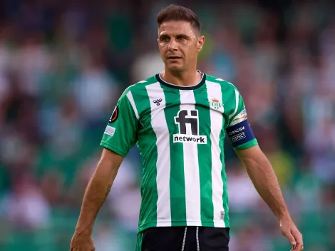 Pupilo de Pellegrini protagoniza escándalo en España