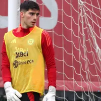 Apunta a ser el recambio en el arco de la selección chilena y celebra tremenda noticia en Inglaterra