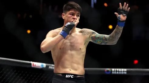 Ignacio Bahamondes se prepara para enfrentar a Jalin Turner en las peleas principales de UFC 313.