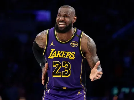 LeBron James preocupa a los Lakers en momento crucial de la NBA