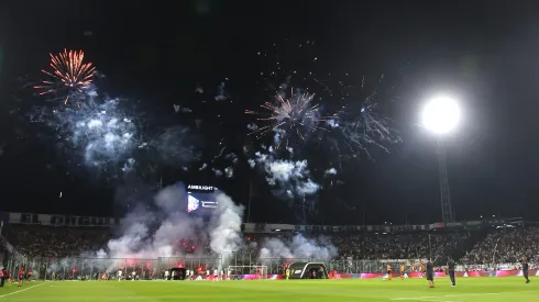 Los fuegos artificiales le pueden traer un nuevo dolor de cabeza a Colo Colo.