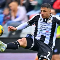 Alexis Sánchez juega pésimo y es cambiando al entretiempo a días de volver a la selección chilena