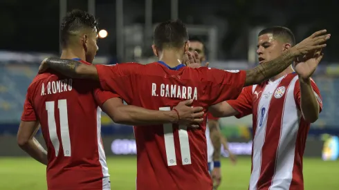 La escuadra dirigida por Gustavo Alfaro se enfrenta a la Roja en Asunción.