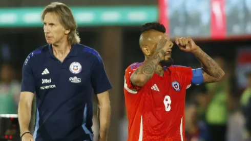 Arturo Vidal fue titular, capitán y salió reemplazado en los 71 minutos.