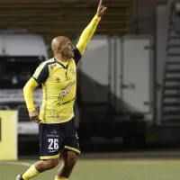 Chupete Suazo reaparece con tremendo gol en Copa Chile tras casi un año lesionado
