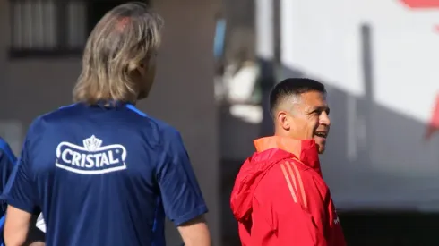 Gareca y Alexis Sánchez en un entrenamiento de la selección chilena.