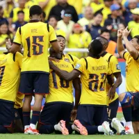 ¡Preparados para la Roja! Así fue el banderazo de las hinchas de Ecuador en Chile