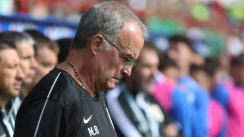 Marcelo Bielsa ante Bolivia en El Alto.