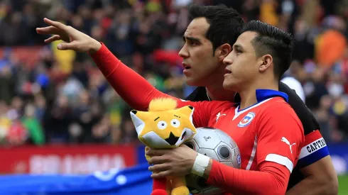 El tiempo no pasa en vano, y así lo demuestra Claudio Bravo y Alexis Sánchez.