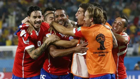 Jean Beausejour celebra su gol a Australia en Brasil 2014, el segundo en Mundiales. Le anotó a Honduras en Sudáfrica 2010.