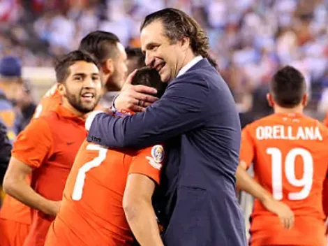 El DT bicampeón chileno que pone a Pizzi por sobre Sampaoli