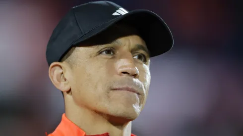 Alexis Sánchez se lesionó nuevamente.