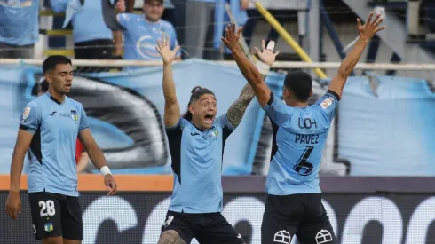 O'Higgins celebra a costa de Deportes Limache en la Liga de Primera.