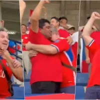 Emocionante momento vive el padre de Zidane Yáñez en medio de la celebración por el gol de su hijo