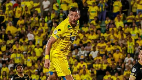 Pons sería titular ante Colo Colo