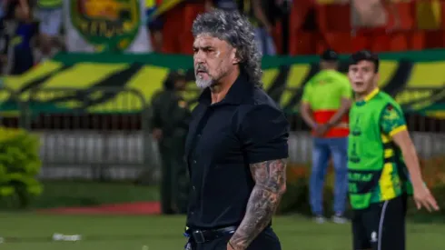 Leonel Álvarez, un icónico centrocampista de la selección de Colombia, celebró una gran victoria.