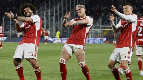 Los hinchas de Colo Colo extrañaron a Falcón ante Bucaramanga