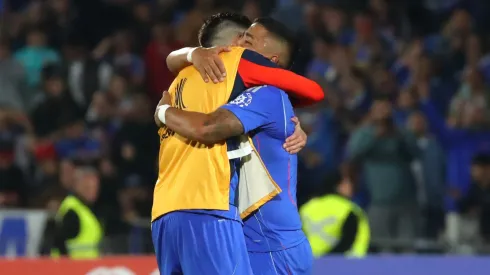 En Brasil destacan a una "dupla icónica" en la victoria de Unviersidad de Chile a Botafogo, y que además metía cuco.