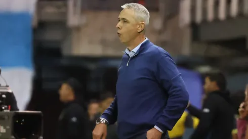 Tiago Nunes está muy cuestionado en su cargo.