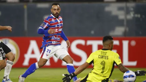 Fortaleza tiene que visitar a Colo Colo por la Copa Libertadores, y lamenta una baja.