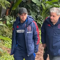 Mucha policía, poca diversión: la U de Chile llegó a La Plata con una gran custodia