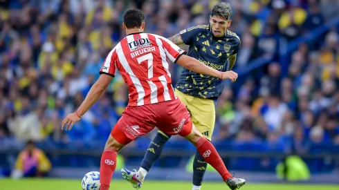 Carlos Palacios es criticado en Argentina.