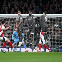 Con dos golazos descomunales de Rice: Arsenal golea y complica al Real Madrid en Champions