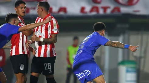 Así festejó Matías Zaldivia el gol que le dio la victoria a la U en Argentina.
