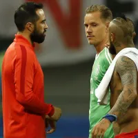 El gran rival de Claudio Bravo en Barcelona y toda su carrera habla de esto por primera vez: “Me alegré mucho”