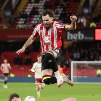 Peleando solo: DT de Ben Brereton se enojó antes de partido clave del Sheffield United