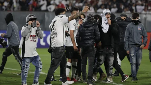 Colo Colo arriesga grave castigo económico por culpa de quienes entraron a la cancha