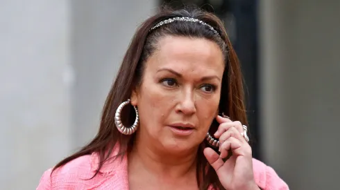 Marisela Santibáñez invitó a un miembro de la Garra Blanca al congreso.