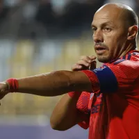 “El capitán”: la coqueta sesión fotográfica de Marcelo Díaz para la Copa Libertadores