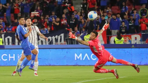 Ángelo Henríquez le anotó a la U.